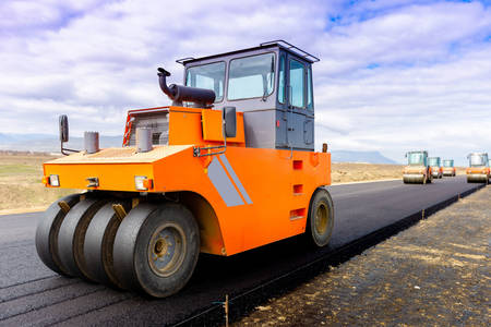 Road roller