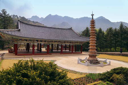 Korejský buddhistický chrám Pohyun-sa