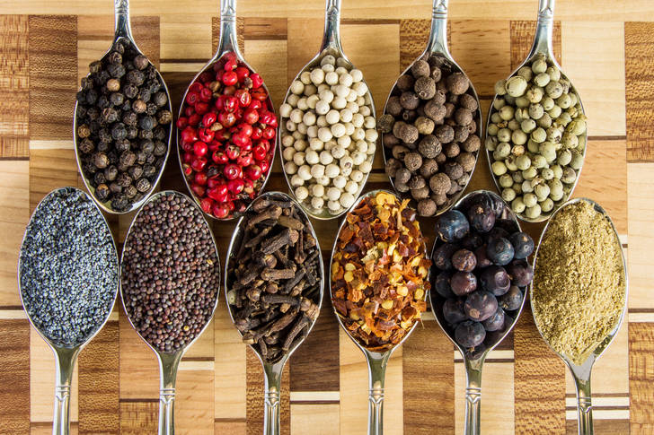 Spices in spoons