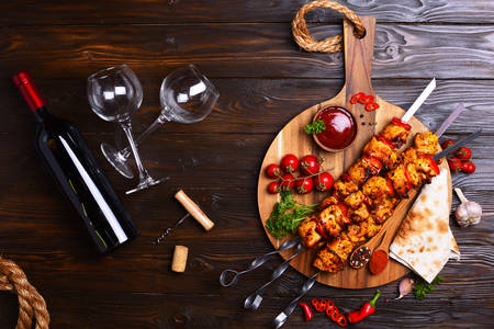 Espetada de Frango com Legumes e Vinho