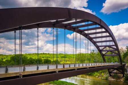 Ponte sobre o Lago Raven